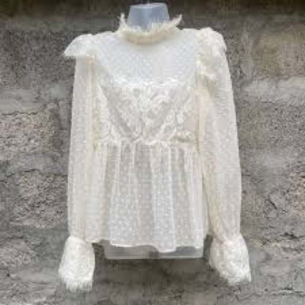 Stellah Lace Trim Top SZ S